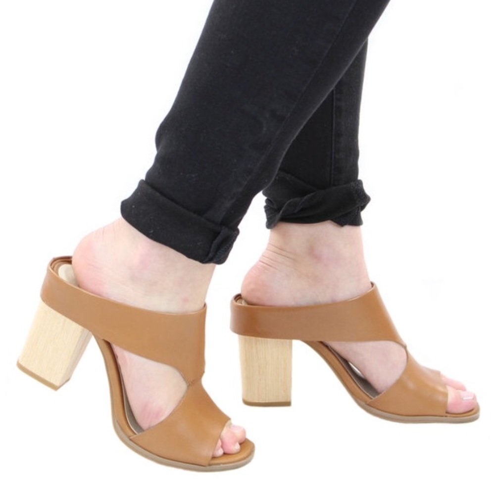 Seychelles Anthropologie Brown slip on heels
